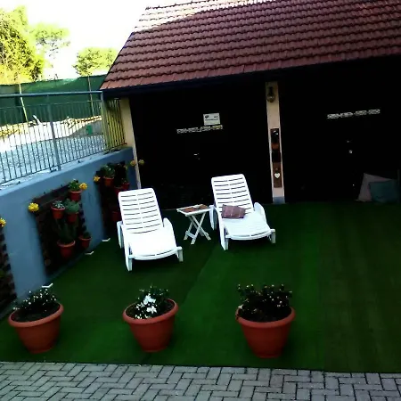 Homestay Easyroom Ferno